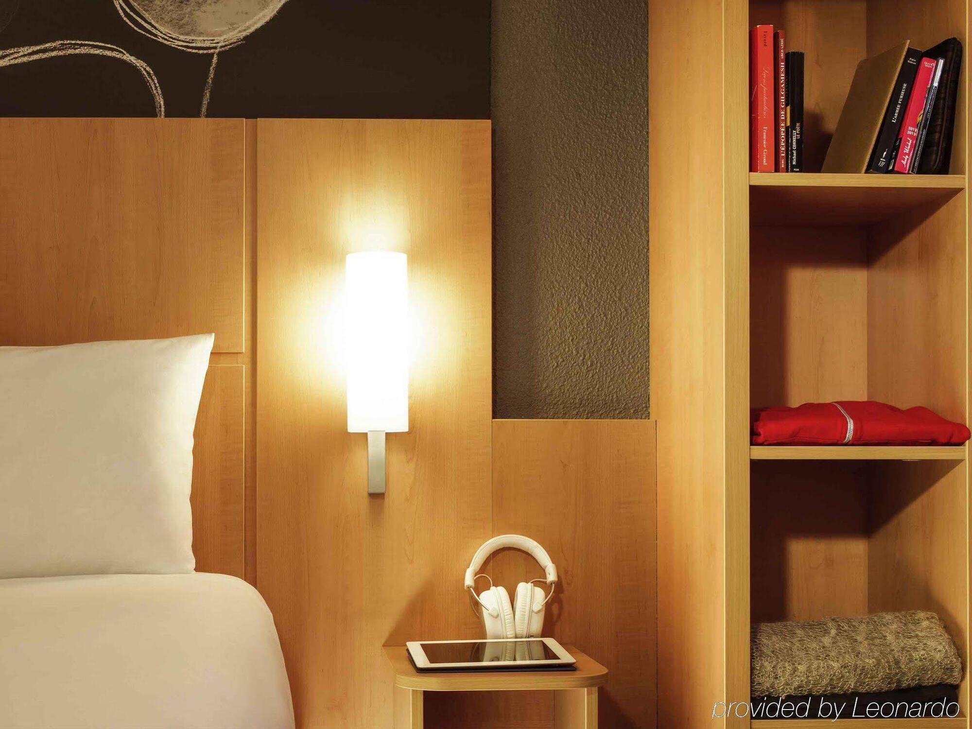 Hotel Ibis Gare De Lyon Ledru Rollin Parijs